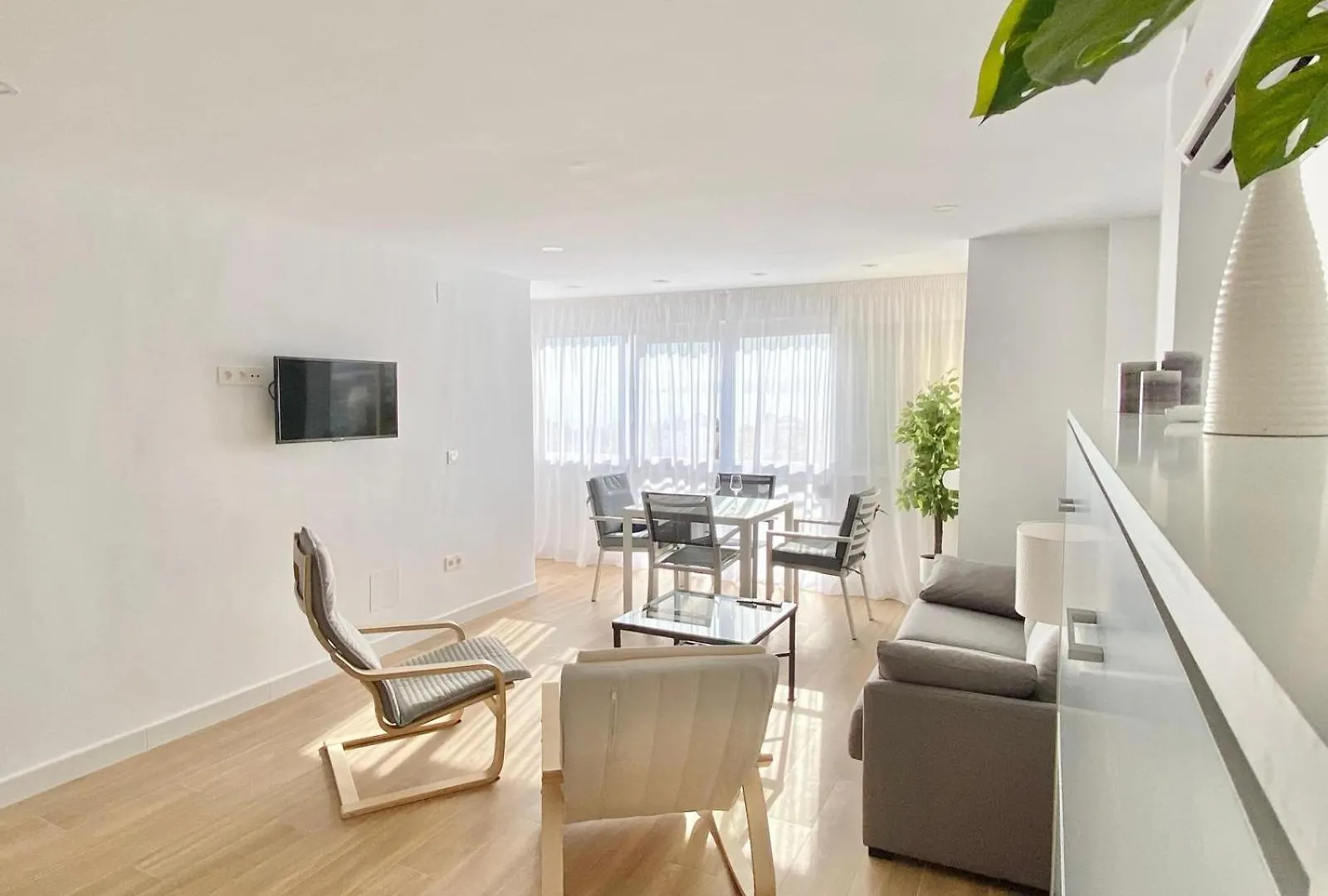 Abril Torrox Playa Apartment Spain